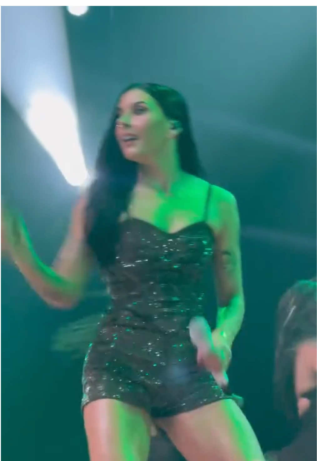 Momento dança no show da @Boiadeira 🤩💗🤎 -Siga @cream.anaflavia para acome tudo da nossa querida Boiadeira/ Ana Flávia Castela 💗💗💗 #anacastela #boiadeira #fypage #viralizatiktok #pravoce 