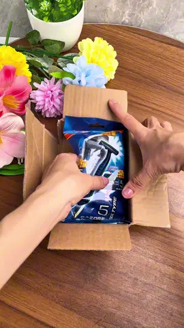 Canh lắm mới săn 5 cây dao cạo râu 15k miễn ship luôn #daocaorau #daocao #tienloi #truchi1993  @Chi Chi  @Chi Chi 