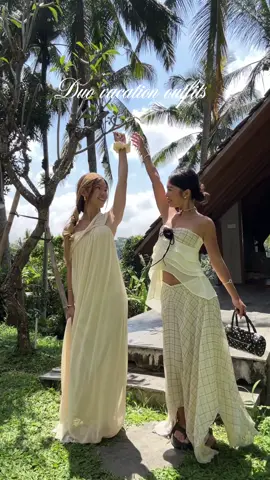 Duo vacation fits🌺💖👭🏻ig:9anei #fyp #summervibes #outfitideas 