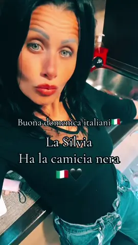 Buona domenica 🖤🇮🇹🤚#POCHECHIACCHERE🖤🤚🇮🇹🖤🤚🇮🇹🖤🤚🇮🇹🖤🤚🇮🇹🖤🤚🇮🇹 #la camicia nera💪#ypt #perte #RESISTETE🇮🇹🇮🇹🇮🇹🇮🇹🤚🤚🤚🤚 @silviacuorenerissimo @Reginanera🖤 @Regina nera non molla 🖤 @Il Tricolore Siciliano 🇮🇹 