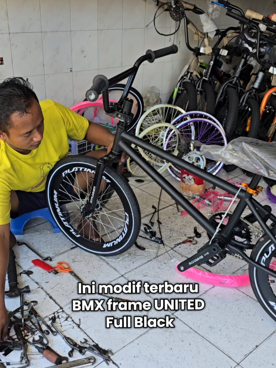 Modif BMX ala Batman  #bmx #onthelsurabaya #onthelspeedsurabaya #onthelspeedsidoarjo #sepedabmx 