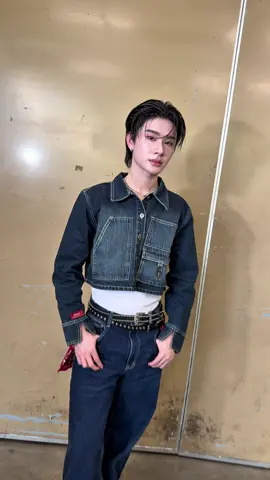 Today's look for #DutchMillPowerBUSstation 🏔️ #นมเปรี้ยวดัชมิลล์  #ชาร์จพลังไว้ชาร์จได้ทุกวัน #DutchMillxBUS #BUSbecauseofyouishine