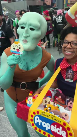 Propsicle Lady @New York Comic Con 