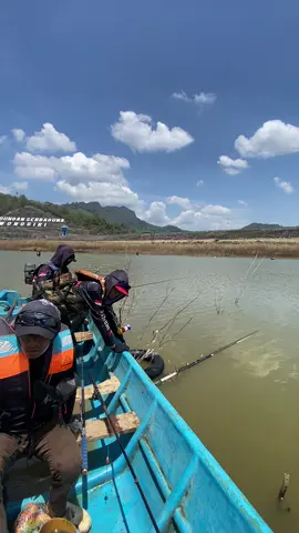 wgm seindah iki mosok yo emoh mancing rene?😁 #wonogiri24jam #nyobokwgm #wadukgajahmungkur #mancingmania #storymancing 