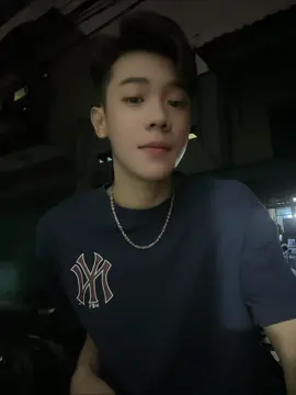 Nhưng mỗi 6h chiều anh sẽ..