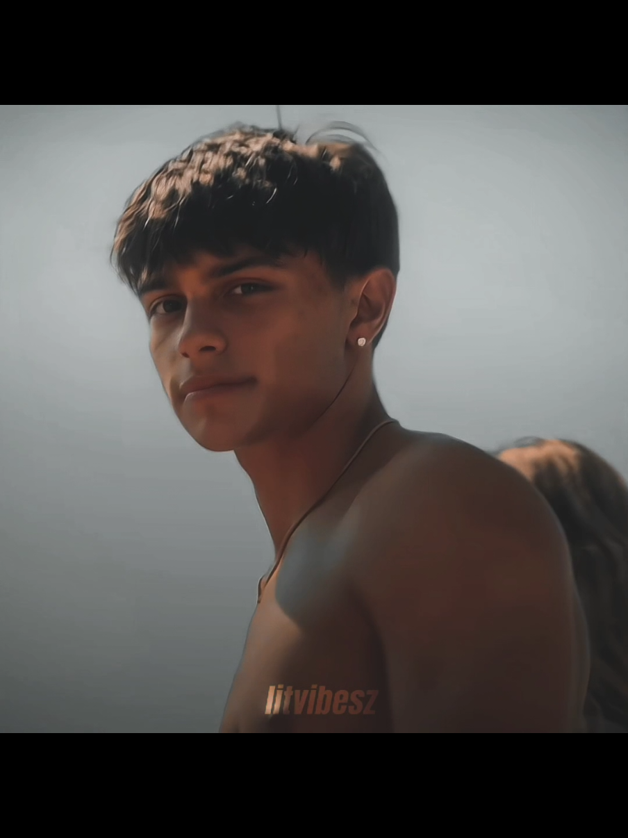 the tension between them.. #krassklassenfahrt #edit #fyp #viral 