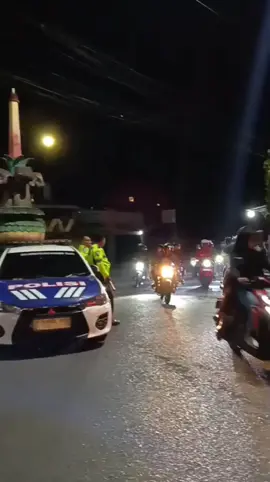 Nganjuk kota CB👋#cbnganjuk #warujayeng #cbbekicotnganjuk 