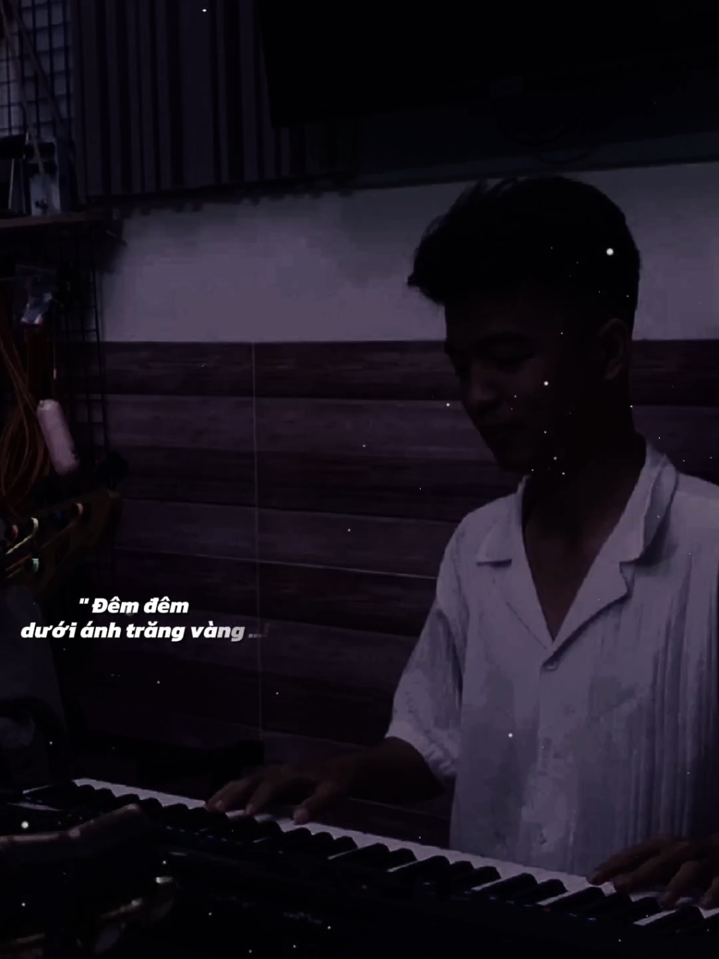 Cảm ơn người phối khúc này rất hay . #nhachaymoingay  #cohangxom  #nhachay  #lyrics⏳  #keyphan 