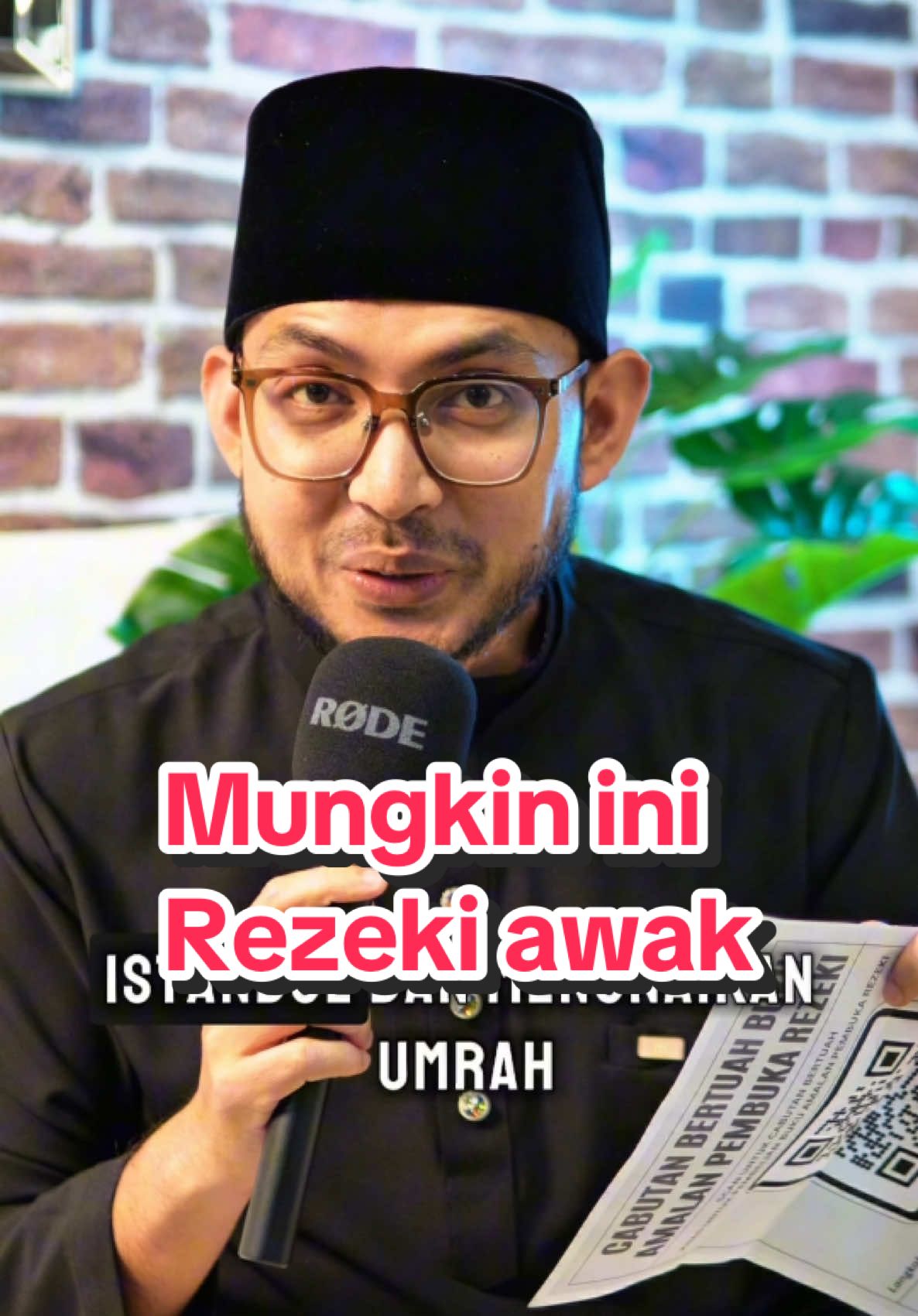 Beli buku Amalan Pembuka Rezeki, dan anda mungkin terbang ke UMRAH + ZIARAH ISTANBUL! 🕋🇹🇷 In Shaa Allah Rezeki besar menanti pembeli bertuah 🌿 #UstazLahOfficial #amalanpembukarezeki #fypツ 