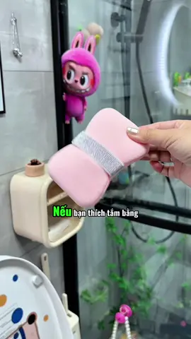 Ai khéo tay thế khi thiết kế tấm túi bọt biển tắm tạo bọt này nhỉ? Nó tạo bọt khi bạn chà xát. Thật thoải mái khi dùng nó để tắm!! #thietthuc #tuibotbientamtaobot #tuibotbientam #giadungnhatam #jizonguyen 
