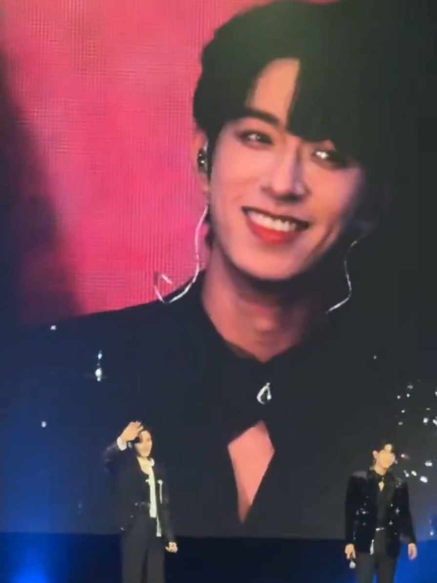 AAAAAA IM MELTING 😭😭😭😭.. #desire4 #lipeien #oceanjiang #jiangli #d4ferventbkk 