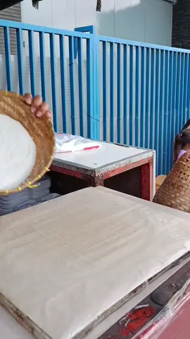 Makan kue dongkal kaya gini  pas baru mateng paling enak beuhh mantul#Kuedongkaljatibarang #Kuedongkaljatibarang #Kuedongkaljatibarang #fyppppppppppppppppppppppp #fyppppppppppppppppppppppp 