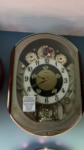 Okay damn so im now at 860 followers as im posting this video but anyways, this is my seiko Qxm153brh aka the 2007 special collectors edition playing you’ve lost that loving feeling by Elvis Presley. #seiko #music #clocks #rockandroll 