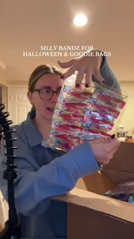 using for trick or treating!! #tiktokshopfalldealsforyou #tiktokshopcreatorpicks #halloweenideas 