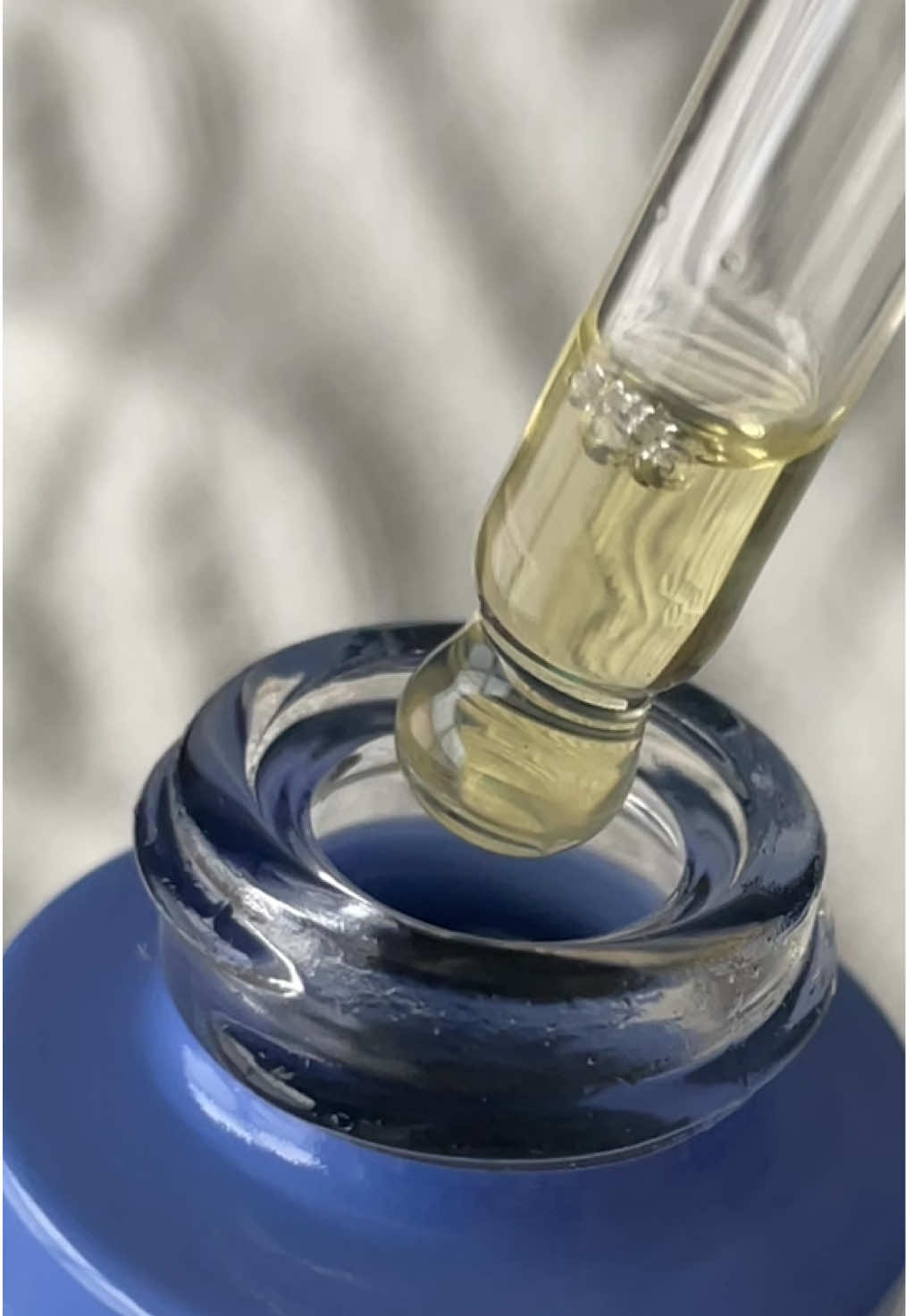 #ad PSA: affordable skincare for glowy skin 🤍  @Neutrogena Collagen Bank 15% Pure Vitamin C Serum helps strengthen collagen to promote glowing, plump skin  Grab one for under $20, available now on @Amazon 🤍 #bankwithneutrogena #amazonfinds #glowyskin #skincareroutine 