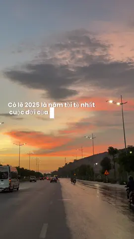 2025 có lẽ là năm tồi tệ nhất của cuộc đời tôi… #2025 #metmoi #vairal #daulong #xuhuong 