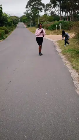 what's wrong with her 🤣🤣🤣🤣