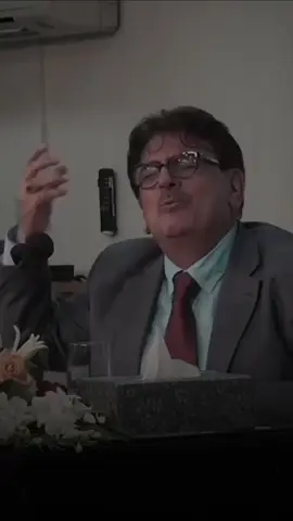 انتي احلى من البنات واحلى من الورود ❤ .  .  .  .  .  .  .  .  .  .  .  .  .  #استوريات #حب #خواطر #عباس_جيجان #fun @🖤 