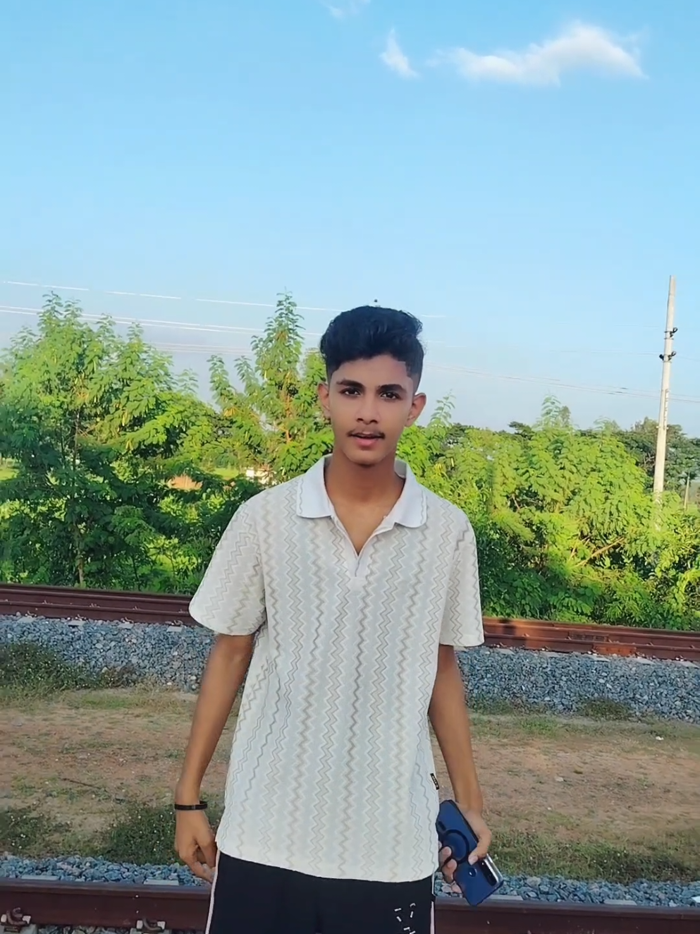 Ow So sute❤️‍🩹☺️ . #outfit cowok gemuk thhrift . 