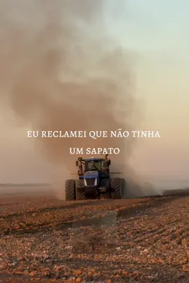 Para de reclamar e agradeça pelas coisas que você já tem!💭🫵🏽 #CapCut #reflexion #viraltiktok #motivation #fyp 