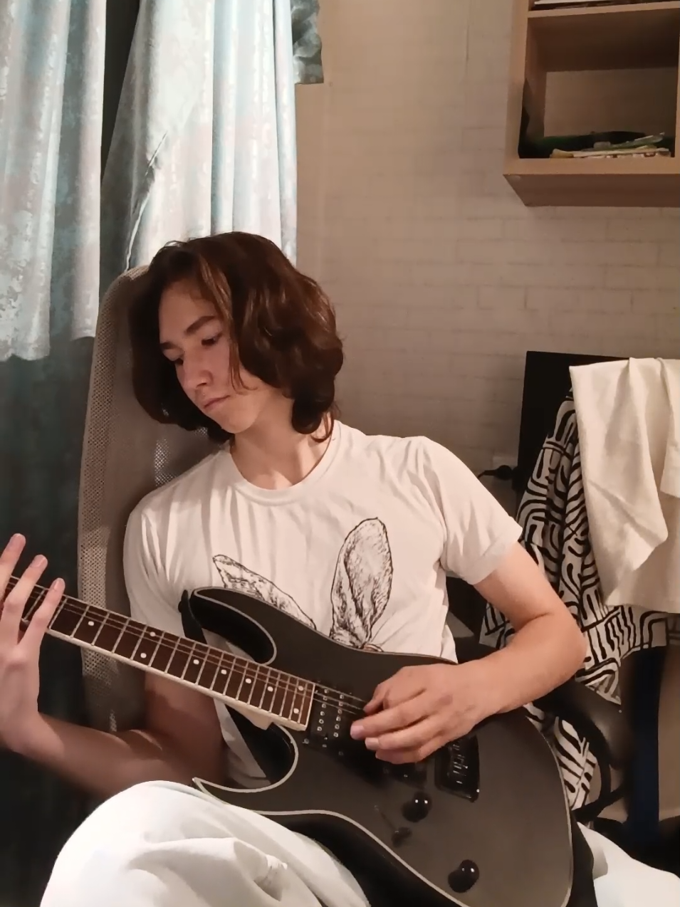 постоянно так #гитара #музыка #басгитара #бас #музыкант #мем #прикол #все 