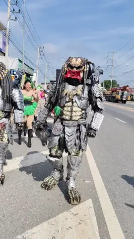 มาเป็นคู่เลยงานนี้ #predator 