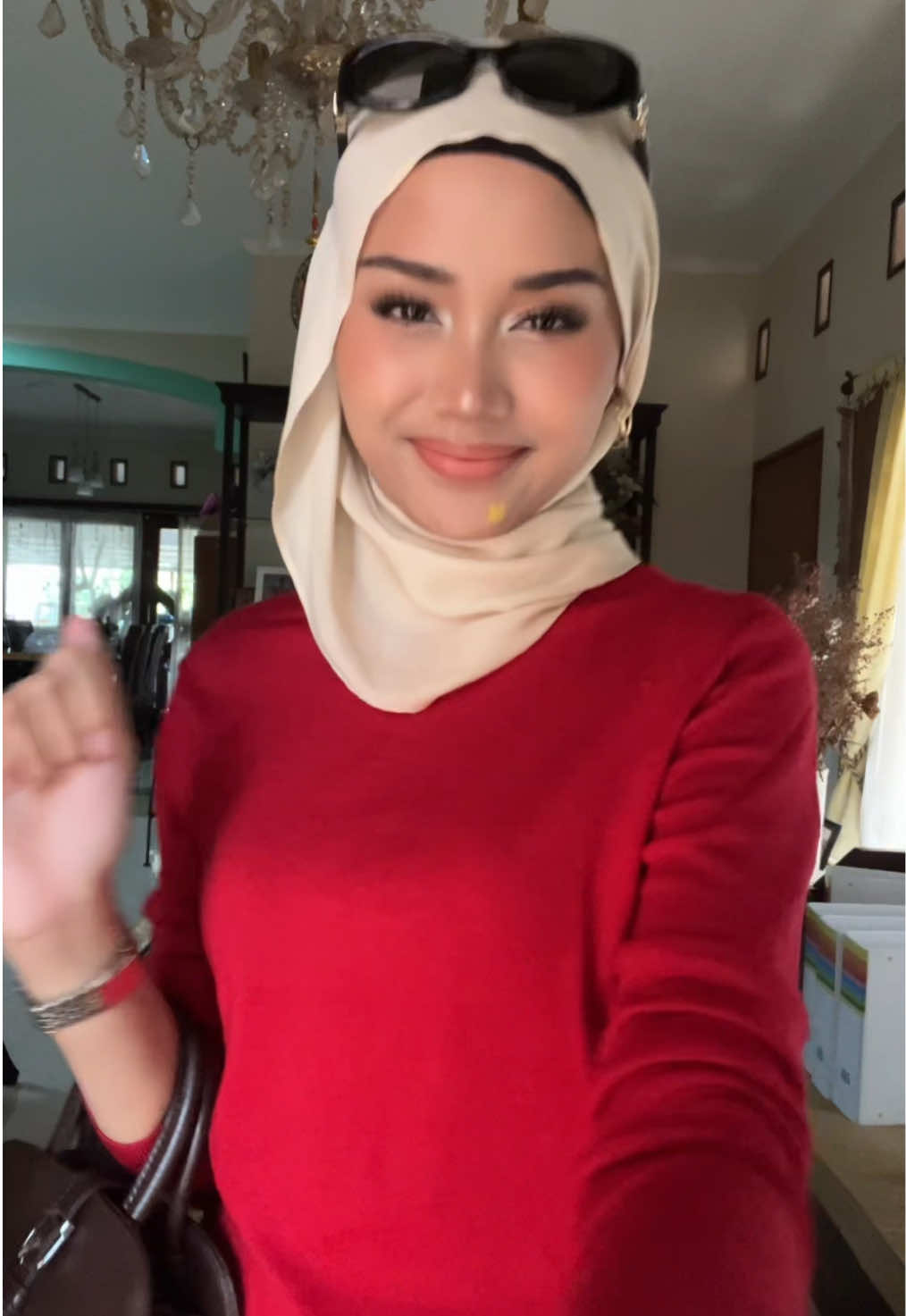 tas @Heelsaddict GEMES BGT 😭🫶🏻 formal ga formal cucokkk dibawah 200k 