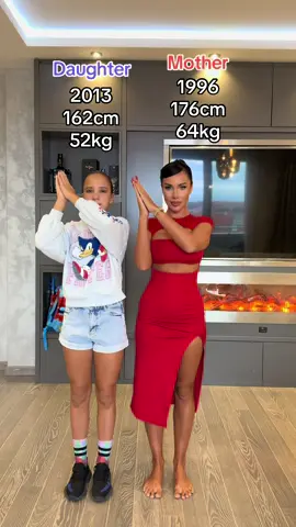 Who’s dance better mother od daughter?! ♥️ or 💙 #dance #fun #viral #mood #enjoy                         