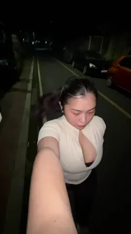 pag ikaw kiniss ko? 