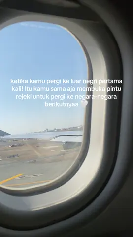 Bikin paspor aja dulu nanti juga insyaallah bakalan keluar negeri percaya deh 🫶🏻 #traveling #exploretheworld #traveltok #luarnegeri #travel 