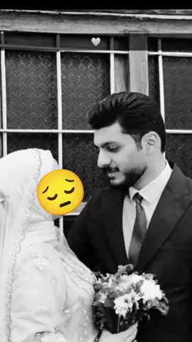 هاوڕێ جوان و باشەکەم هەموومان چاوەڕێی تۆین تخوا😔💔 لە دوعای خێر بێ بەشی مەکەن😔