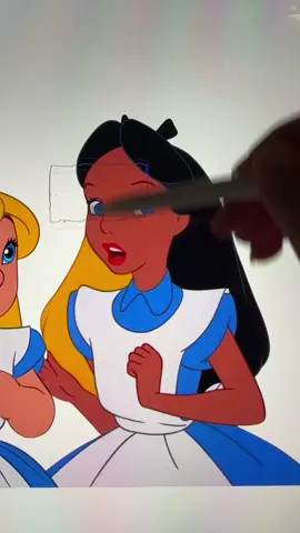 Réponse à @giulianagette7 Alice’s art transformation #disney #art #GlowUp #artwork 