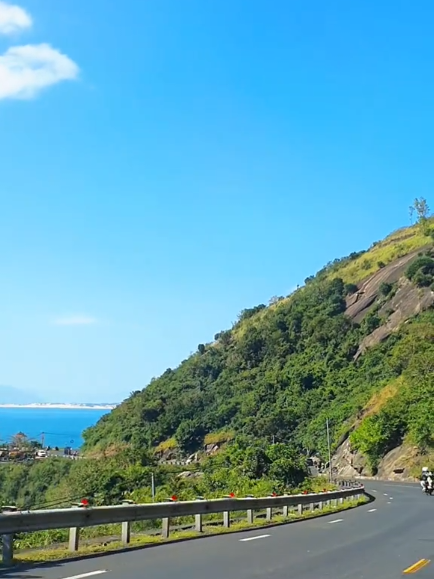 Cung đường hao xăng của các bạn làm ăn xa quê mỗi dịp xuân về #traveltiktok 