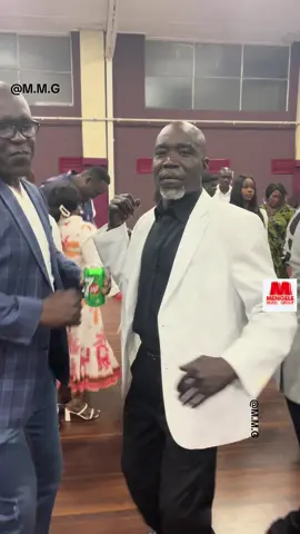 Melbourne Pojulu Engery‼️ Uncle Dennis dancing to M.M.G latest song (Yi Gwo Moro🎵) Listen now on YouTube🎧 #mengelemusic #traditionaldance #southsudanmusic🇸🇸 #pojulumusic #southsudanmusic🇸🇸 
