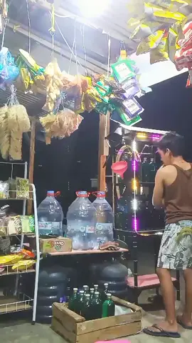Di kasih malam di suruh istirahat, malah jagain bumi😁😁