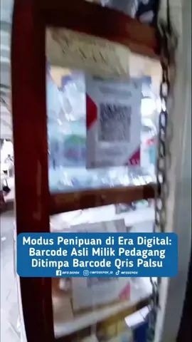 Seiring dengan kemajuan teknologi yang semakin pesat, berbagai modus kejahatan kini turut beradaptasi mengikuti perkembangan zaman. Salah satu kasus terbaru terjadi di kawasan Pujasera Universitas Telkom, Bandung. Beberapa pedagang di lokasi tersebut melaporkan adanya temuan barcode palsu yang ditempel di lapak mereka. Modus yang digunakan pelaku menempelkan stiker barcode miliknya di atas barcode asli milik pedagang, sehingga hasil transaksi pembayaran melalui QR Code akan masuk ke rekening pelaku, bukan pedagang sebenarnya. Diduga aksi ini dilakukan pada malam hari, ketika area pujasera sudah sepi dan tidak ada aktivitas jual beli. Kasus ini menjadi pengingat bagi para pedagang maupun pembeli agar lebih berhati-hati saat melakukan transaksi digital, terutama dengan memastikan nama penerima pembayaran yang muncul di layar sesuai dengan nama toko atau pedagang yang dituju.