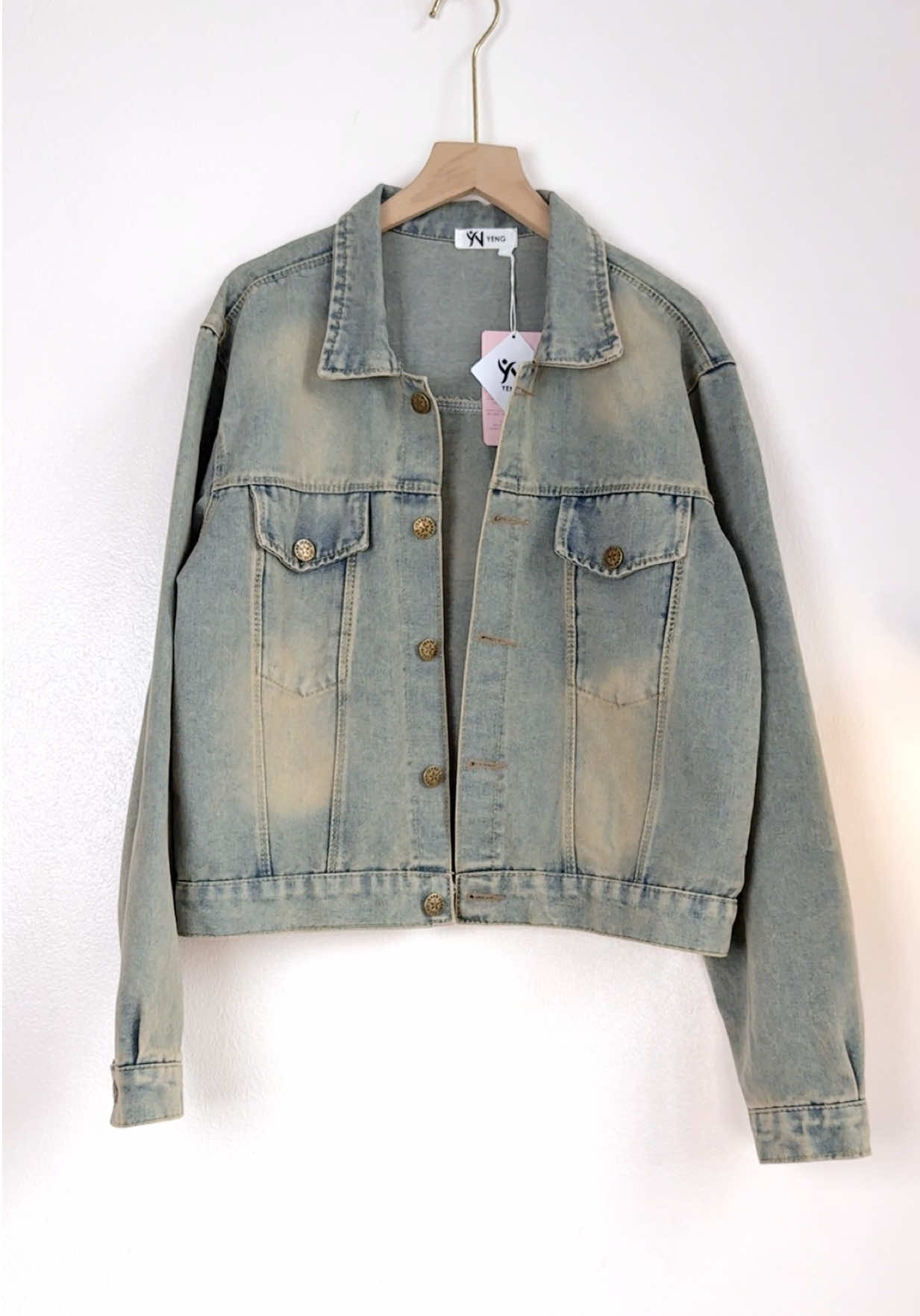 Áo jeans màu vintage chất quá ạ #aokhoacnu #jeans #thoitrangnu #aodepchaypho #aodichoi 