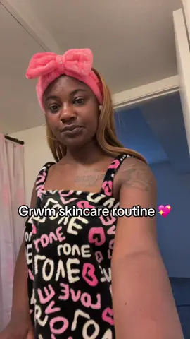 #fypシ゚viral #foryou #grwmroutine #skincareroutine #SkinCare101  goodmorning besties have a great day 😊🥰