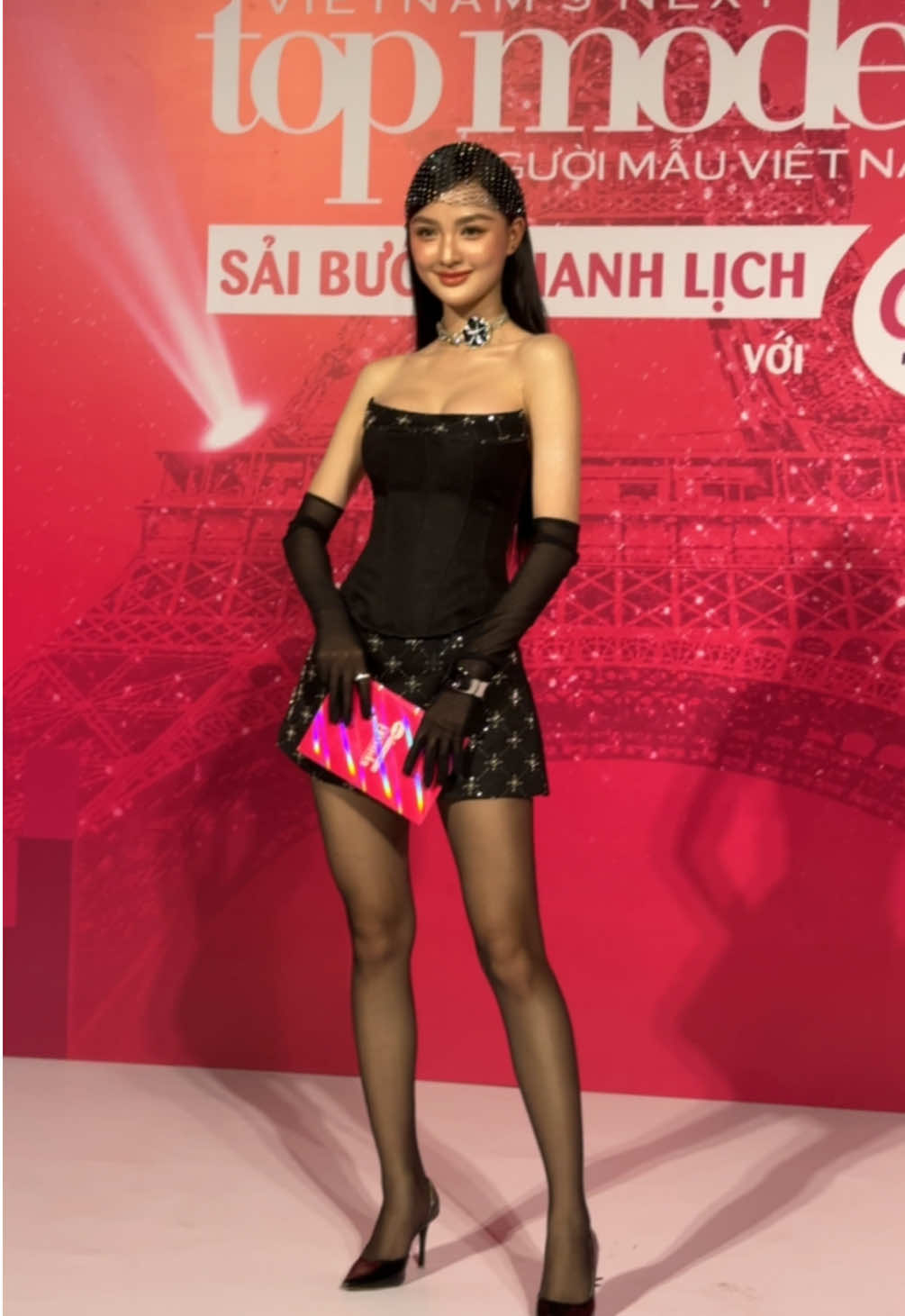 Á hậu Cẩm Ly thả dáng tại thảm đỏ đêm chung kết Vietnam's Next Tóp Model 2025❤️❤️❤️ #vietnamnexttopmodel #ahaucamly #fyp #xuhuong 