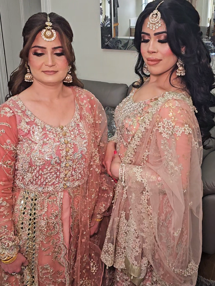 The beautiful Mother and Daughter duo ♡ half up half down on these beauties makeup @Zully Reem  #wedding #pakistaniwedding #hairstylist #hairup #fyp 