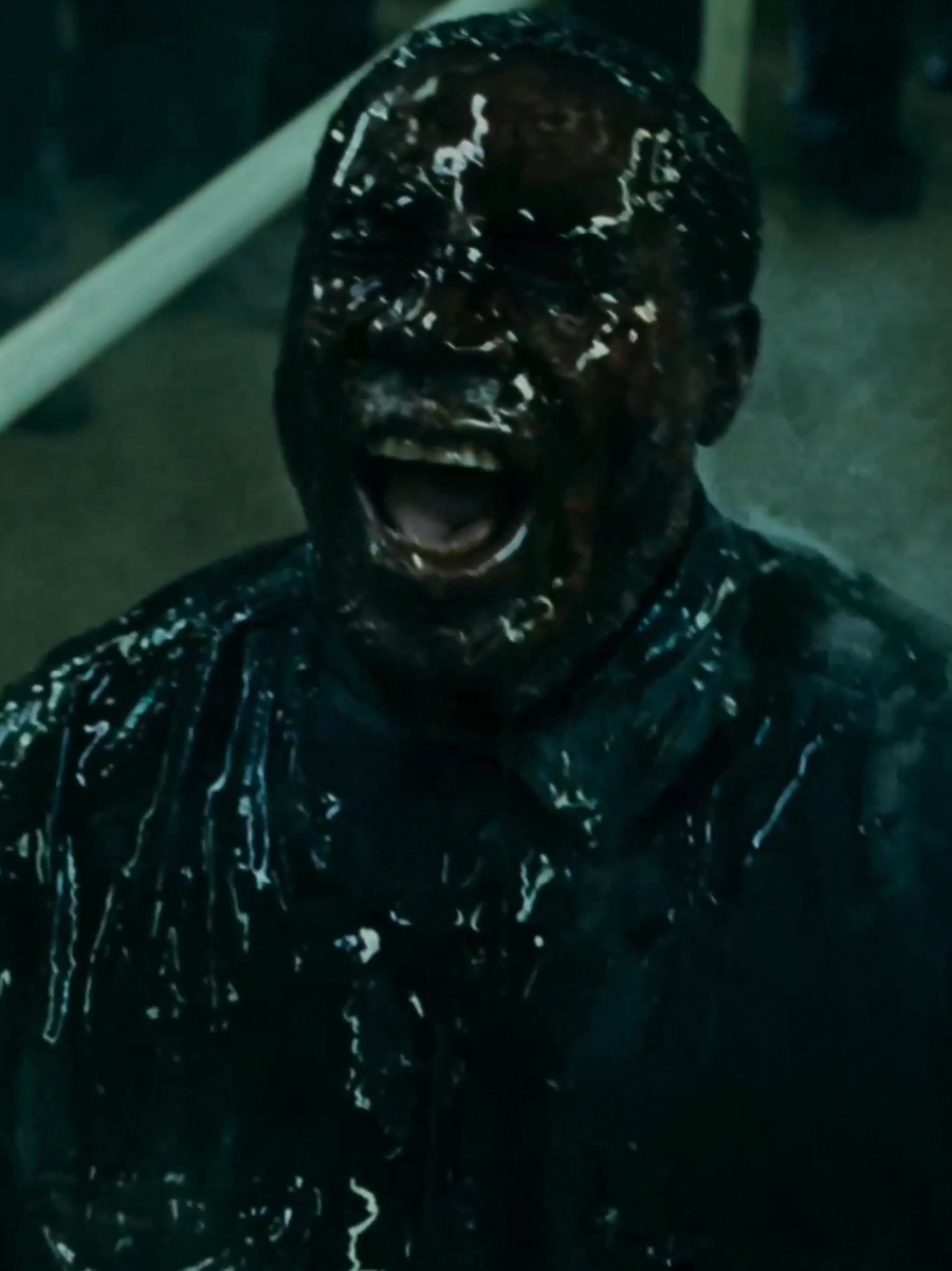 Your locked in here with me! Rorschach's best scene 🔥🥶 #movie #scene #prison #watchmen #viral 