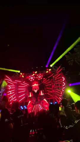 Speck ontran ontran @mahardikaproaudio0 x  @starlighting_kediri jan jos jiss🤙🤙🤙🔥🔥 #mahardikariswanda #mahardikapro #karnvalgampingan2025 #soundkarnaval #karnavalgampinganpagak 