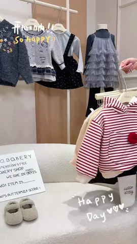 Mải ngắm em mà quên trời đã tối .Mải ngắm em mà bối rối con tim 🙄 #thoitrangtreem #kids #fyp #xuhuongtiktok #quanaotreem  