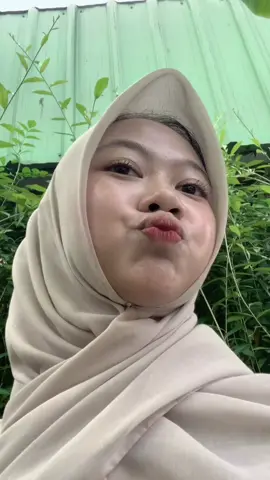 mencucuu