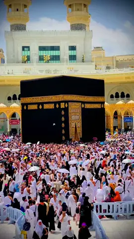 تیرے در کے پیرے لگاتا رہوں ❤️🥀♥️#viral #trending #kaba #islamic_video #fyp 