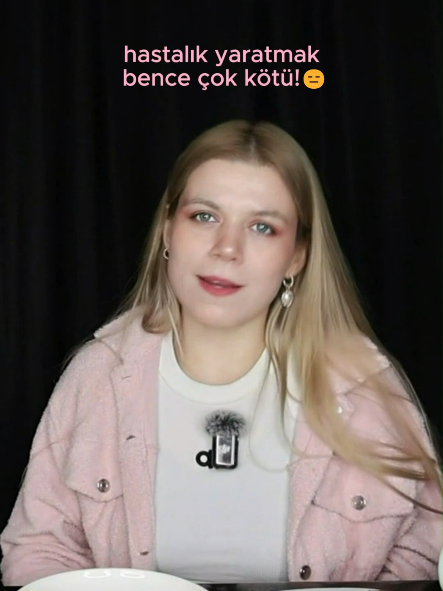 KOCASINI YILLARCA KANDIRMIŞ!😱 @irem.demii YOUTUBE:AADemiTV BÖLÜM ADI: DİNLİYORUZ VE YARGILIYORUZ: AĞIR SIRLAR! 😱(SİZDEN GELENLER) #demitv #shorts #komedi #komik #podcast