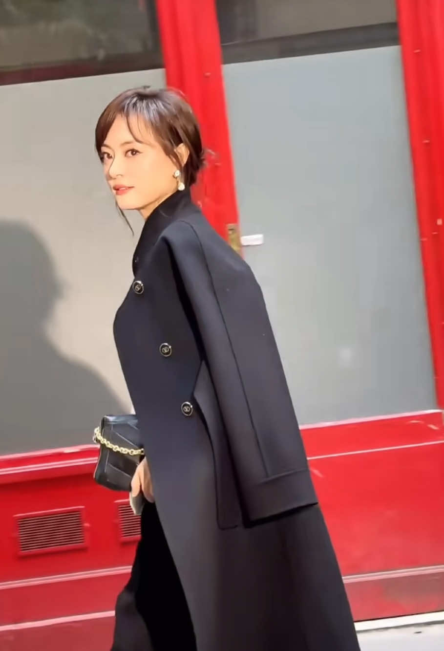 vẫn còn mê Tôn Lệ tại Paris Fashion Week nhaa 😆 #viral #xuhuong #tonle #sunli #tiktok 