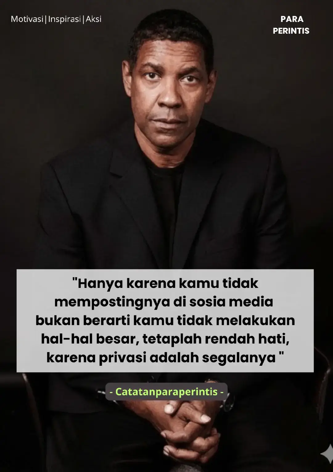 Di era digital yang serba cepat ini, batas antara kehidupan nyata dan dunia maya semakin kabur. Banyak orang tanpa sadar mengukur nilai diri dari jumlah “likes”, komentar, dan pengikut. Tapi Denzel Washington—aktor, produser, sekaligus sosok dengan karier dan integritas luar biasa—mengingatkan kita akan sesuatu yang jauh lebih dalam: hidup sejati tidak membutuhkan penonton. Washington menegaskan bahwa kesuksesan sejati tidak perlu diumumkan ke dunia agar diakui. Karena penghargaan terbesar datang bukan dari sorakan publik, melainkan dari kedamaian hati dan keyakinan bahwa kita hidup sesuai nilai yang kita yakini. 1. Nilai Kerendahan Hati Denzel mengajak kita untuk tidak terjebak dalam jebakan pencitraan. Ia menekankan bahwa kerendahan hati adalah bentuk kekuatan, bukan kelemahan. Ketika seseorang tetap sederhana di tengah pencapaian besar, itulah tanda kematangan sejati. Kerendahan hati membuat kita sadar bahwa dunia tidak berputar di sekitar pengakuan publik. Kita tidak perlu membuktikan diri setiap saat. Karena mereka yang benar-benar bahagia tidak sibuk menunjukkan kebahagiaannya—mereka menjalani kebahagiaan itu. Ketenangan batin lahir ketika kita berhenti mencari validasi eksternal dan mulai menemukan makna dari dalam diri sendiri. Orang yang rendah hati tahu kapan harus berbicara, kapan harus diam, dan kapan harus menjaga sesuatu tetap menjadi milik pribadi. 2. Privasi Sebagai Kekayaan Baru Di zaman di mana hampir semua hal bisa dibagikan, privasi menjadi kemewahan modern. Denzel mengingatkan bahwa tidak semua momen harus diunggah, tidak semua keberhasilan perlu diumumkan. Ketika kita menjaga ruang pribadi, kita menciptakan perisai dari tekanan sosial, komentar negatif, dan energi yang tidak membangun. Privasi bukan hanya tentang merahasiakan sesuatu, tetapi tentang memilih siapa yang pantas mengetahui bagian dari hidup kita. Ketenangan sering kali datang dari keheningan—dari ruang yang tidak dijamah sorotan. Di situlah kita bisa berpikir jernih, menyembuhkan diri, dan menemukan arah hidup tanpa harus merasa diawasi atau dihakimi. 3. Esensi Kehidupan Nyata Kehidupan yang sebenarnya tidak selalu tampak indah di layar. Ia berantakan, tidak sempurna, tapi nyata. Denzel menegaskan bahwa keaslian lebih penting daripada kesempurnaan palsu. Fokus pada tindakan nyata, bukan tampilan. Bangun hubungan yang bermakna, bukan sekadar interaksi digital. Karena nilai sejati seseorang tidak diukur dari seberapa sering ia muncul di feed media sosial, melainkan seberapa dalam ia hadir dalam kehidupan orang lain. Ketika kita berani hidup tanpa perlu membuktikan apa pun, kita menemukan kebebasan yang sesungguhnya. Dunia maya mungkin penuh sorotan, tapi kehidupan nyata penuh makna—dan di situlah kebahagiaan sejati berdiam. --- 🌿 Pesan Penutup Denzel Washington mengingatkan kita: 