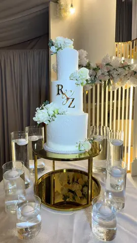 Only the most stunning wedding cakes here at BakedByLaybz!😍 Drop me a messon instagram now to see if i have your date available!💍📅 @THE WHITE ABBEY BALLROOM @Prop Options Shop #secureyourdate #fyp #weddings2025  #bradfordbaker  #bradfordcakes 