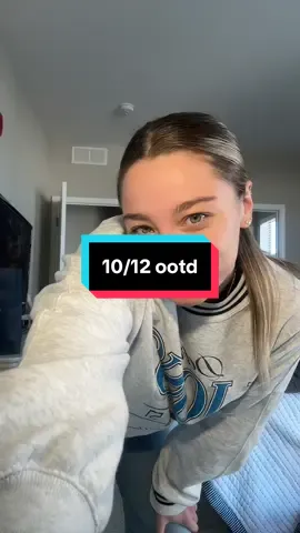 Go lions!! 🦁 #onepride #OOTD #golions #detroitlions #abercrombie @Abercrombie and Fitch @Detroit Lions 